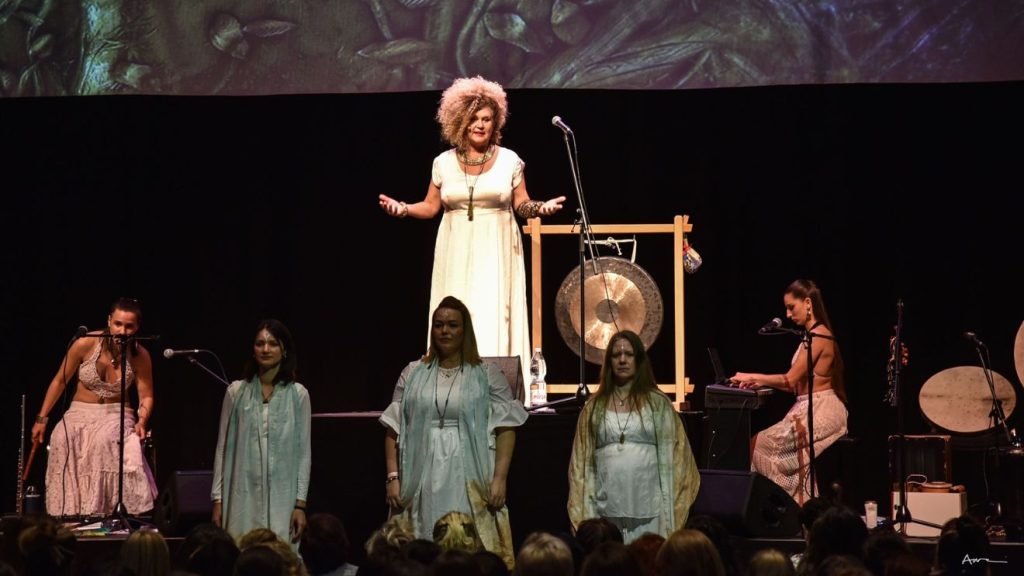 Soma Mamagésa 808 nő teremtő ereje filmbemutató