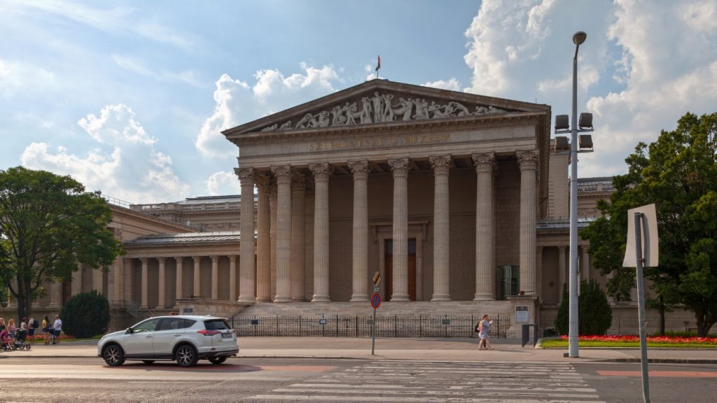 mikor ingyenesek a múzeumok,