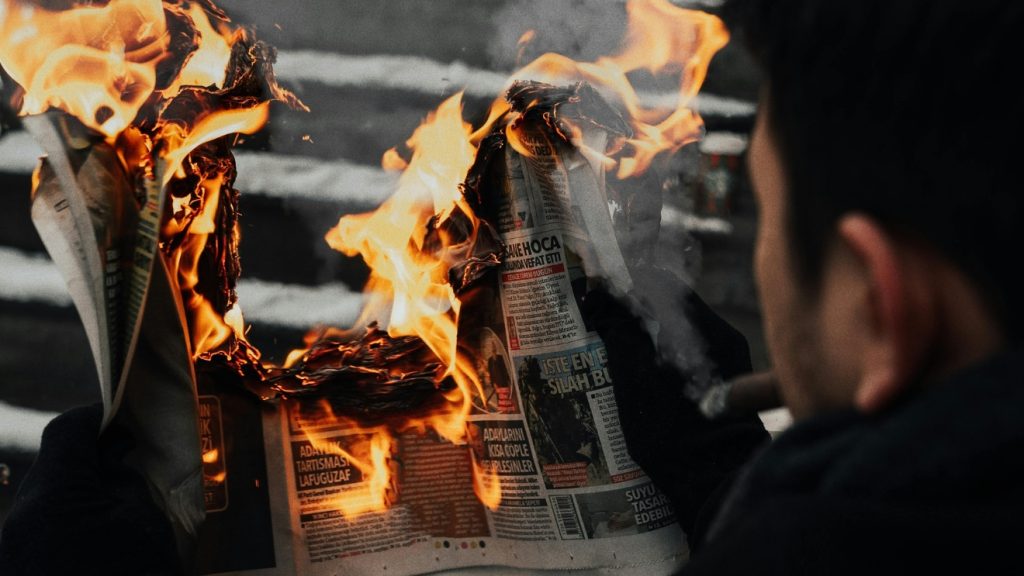 álhír, propaganda,