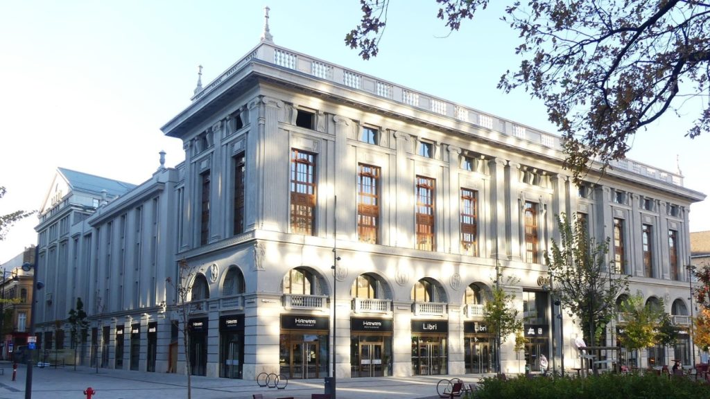 Corvin Áruház - Blaha Lujza tér Budapest
