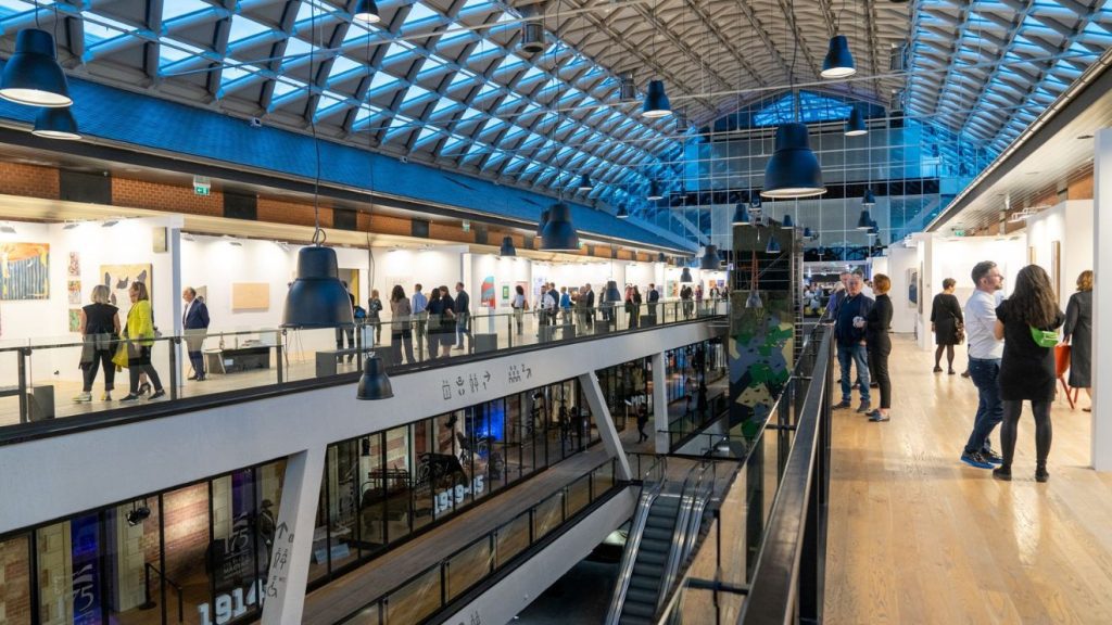 Bálna Budapest, kiállítás