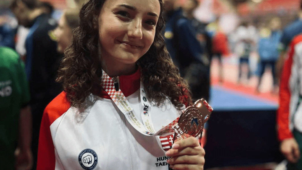Cseresznyés Lea bronzérmes