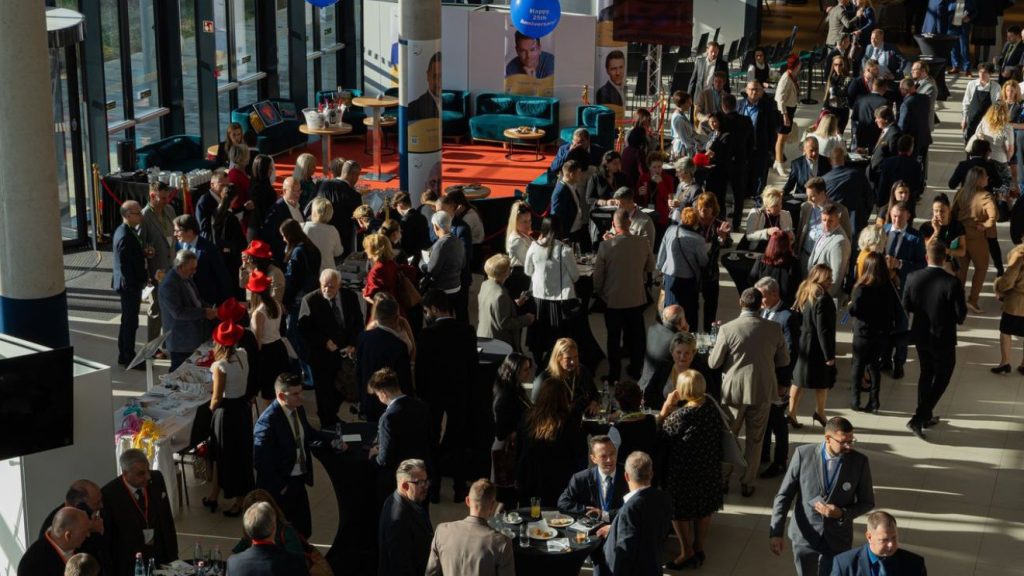 életbiztosítás, konferencia, AI, mesterséges intelligencia