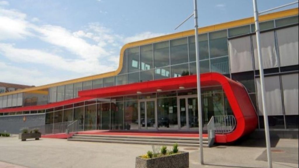 A leondingi Haag városrész általános iskolájának alsó tagozata.