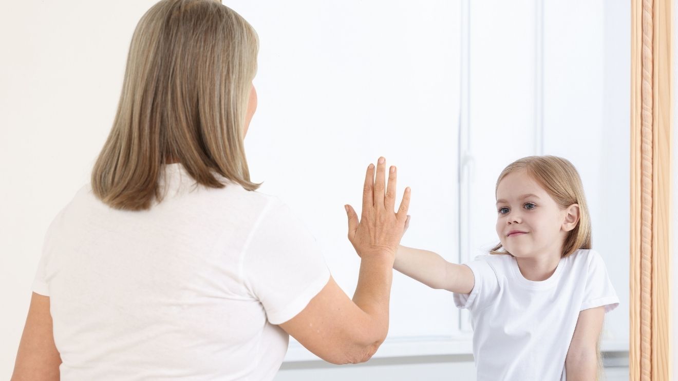 gyermeknevelés, mini me, kicsi én,