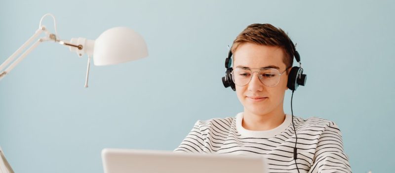 Diák computer KRÉTA IFM - interaktív nyelvtanulás