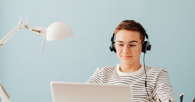 KRÉTA IFM - interaktív nyelvtanulás