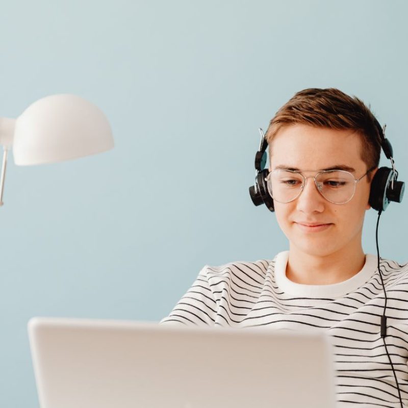 KRÉTA IFM - interaktív nyelvtanulás