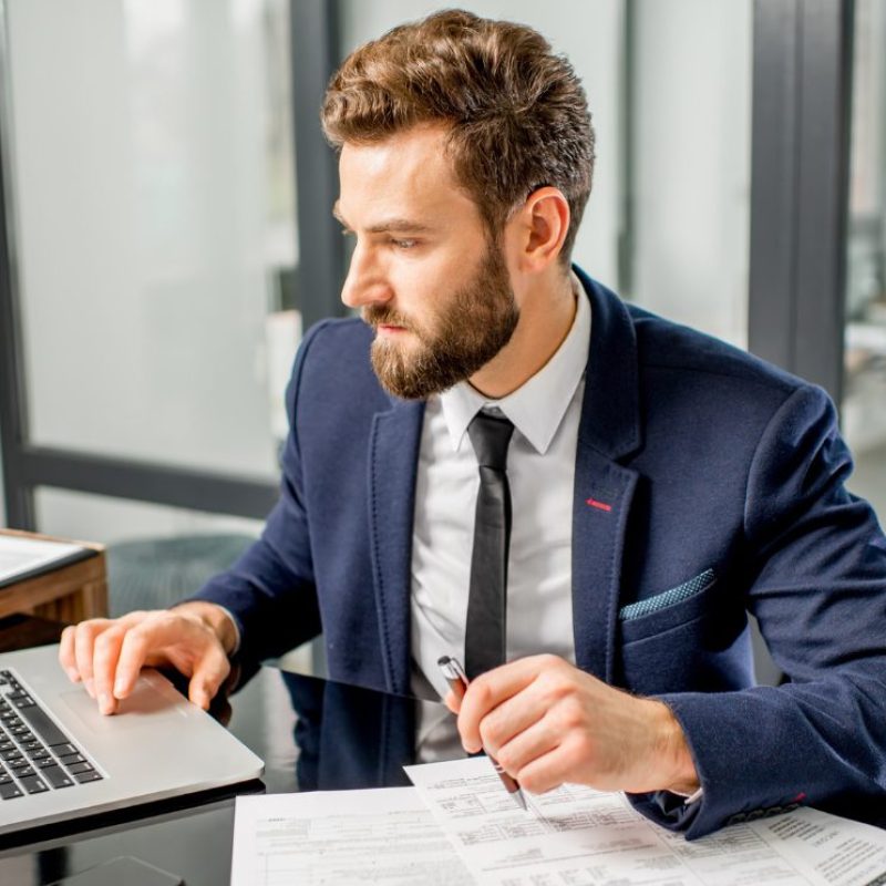 Forrás: Canva @rossandhelen