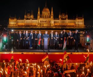 rendszerváltás, kormányváltás,