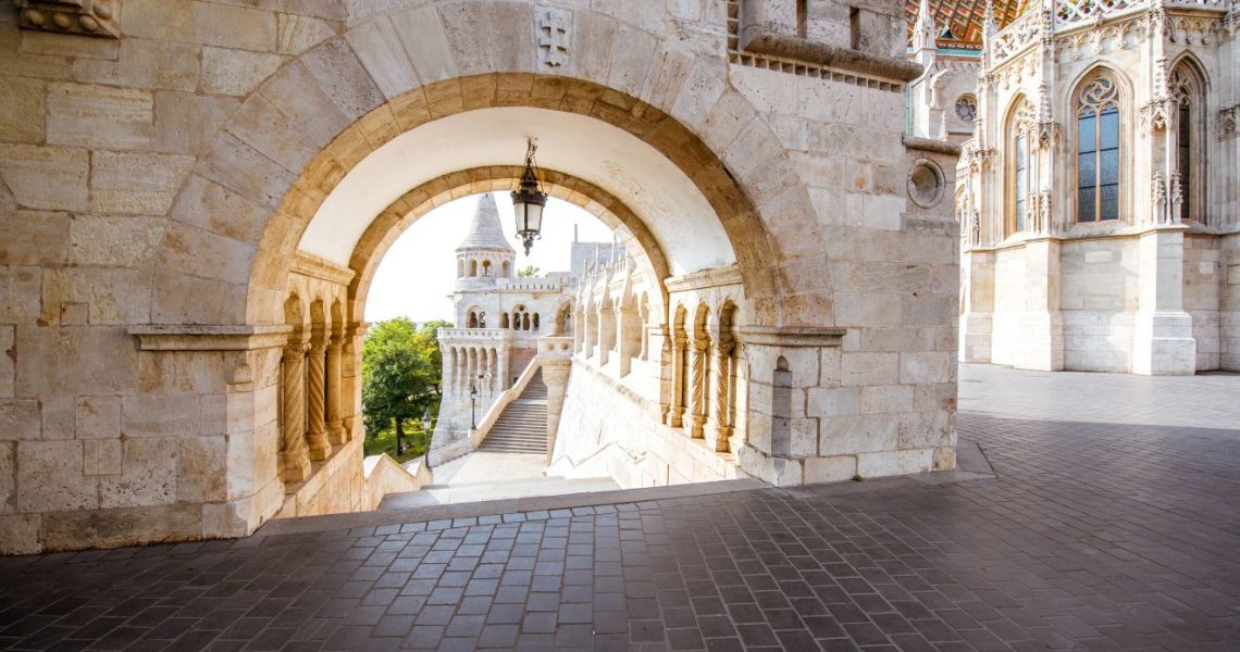 halászbástya, budapest, ősz Fotó Canva @rossandhelen Fotó: Canva @rossandhelen