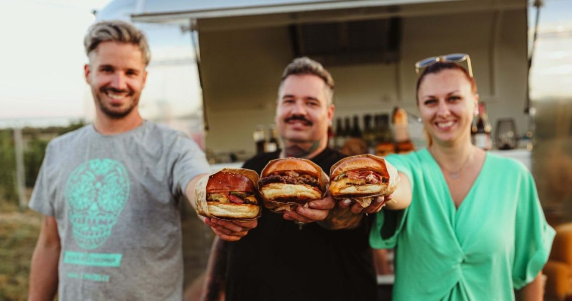 Bitang Burger, év hamburgerezője,