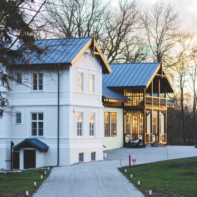 ingatlan-adásvétel, ingatlanjog, dr. Szoboszlai Anita