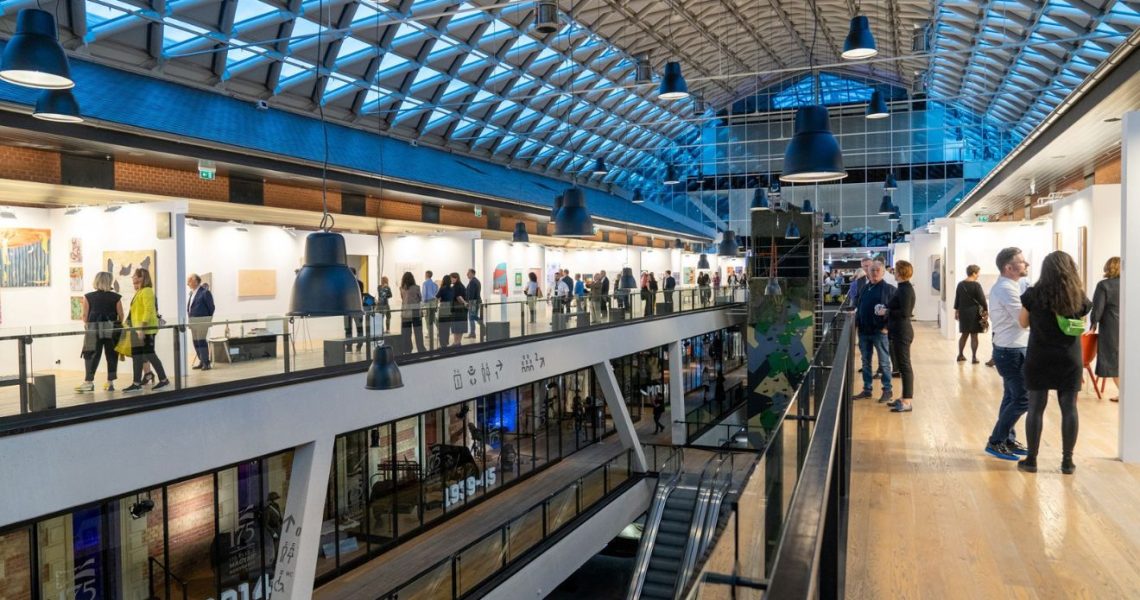 Bálna Budapest, kiállítás