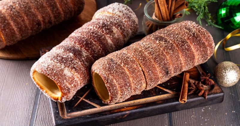 kürtőskalács, kalács, fahéj, chimney - Kép forrása Canva by rimmabondarenko