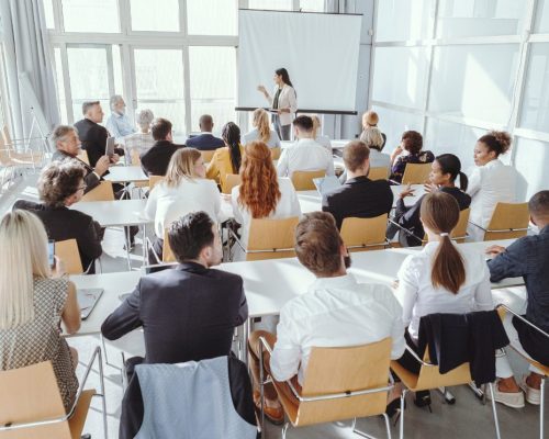 HR, munkavállaló beillesztése