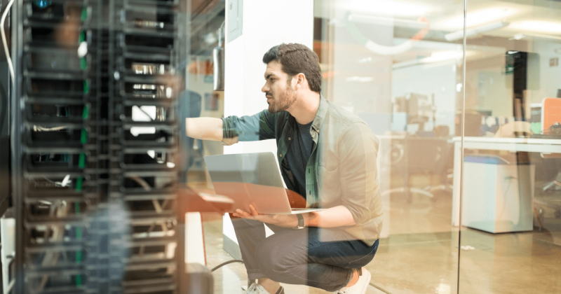 server, szerver, tárhelyszolgáltató Kép forrása Canva - Getty Images Pro by Antonio Diaz