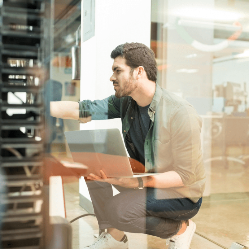 server, szerver, tárhelyszolgáltató Kép forrása Canva - Getty Images Pro by Antonio Diaz