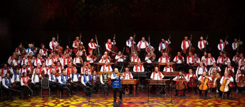 A 100 Tagú cigányzenekar virtuóz nagykoncertje